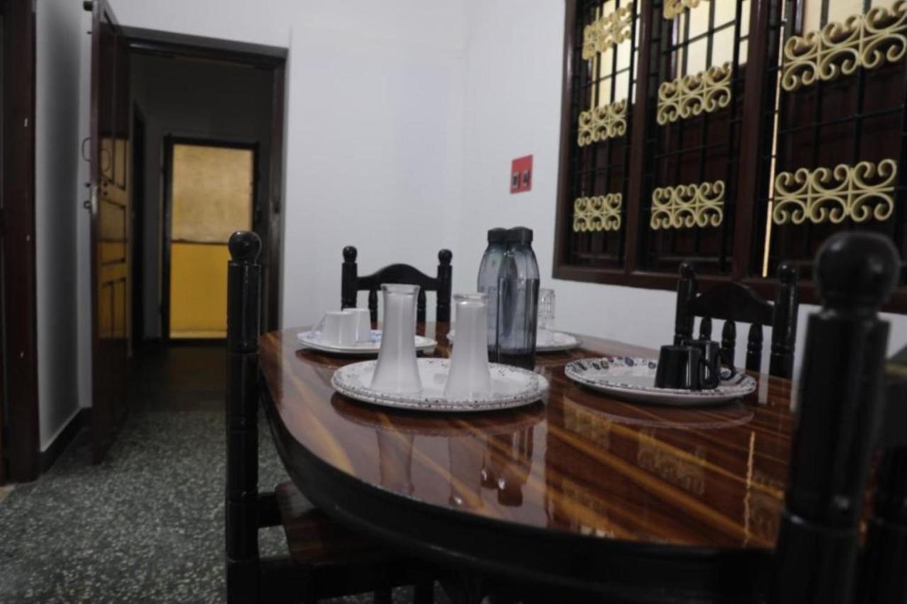 Bluemoon Homestay Пондичерри Экстерьер фото