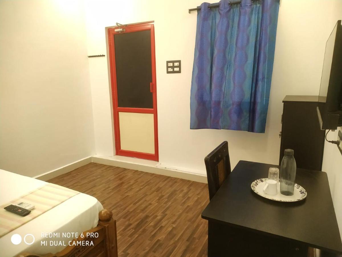 Bluemoon Homestay Пондичерри Экстерьер фото