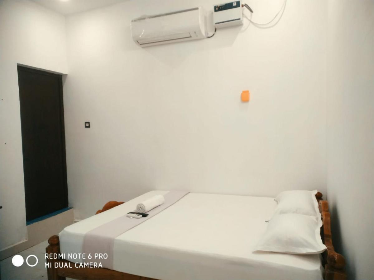 Bluemoon Homestay Пондичерри Экстерьер фото